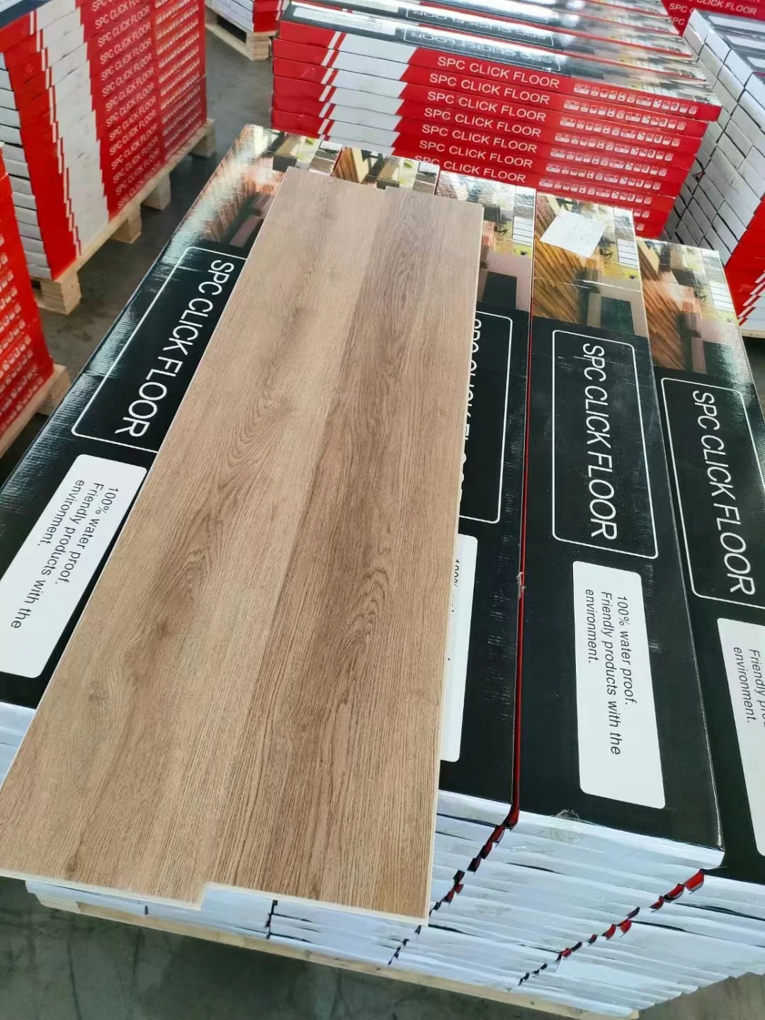 Spc vinyl flooring machine