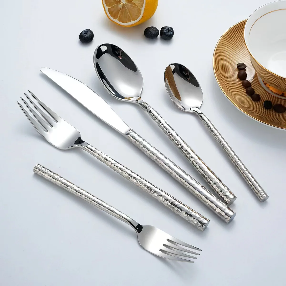 5 Pcs Creative Hammered Pattern Cutlery Set Western Stainless Steel Knife Fork Spoon Dinnerware Set Kitchen Tableware