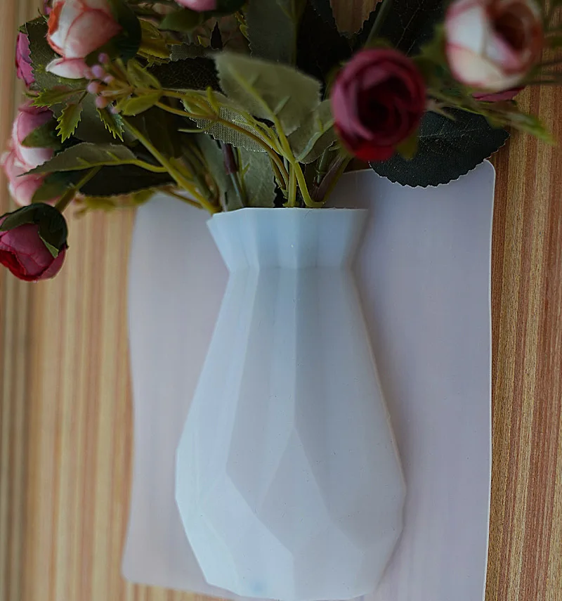 MAGIC FOLD VASE COLLAPSIBLE UNBREAKABLE PORTABLE FLOWER VASES FOR WEDDINGS PARTIES HOSPITAL VISITS