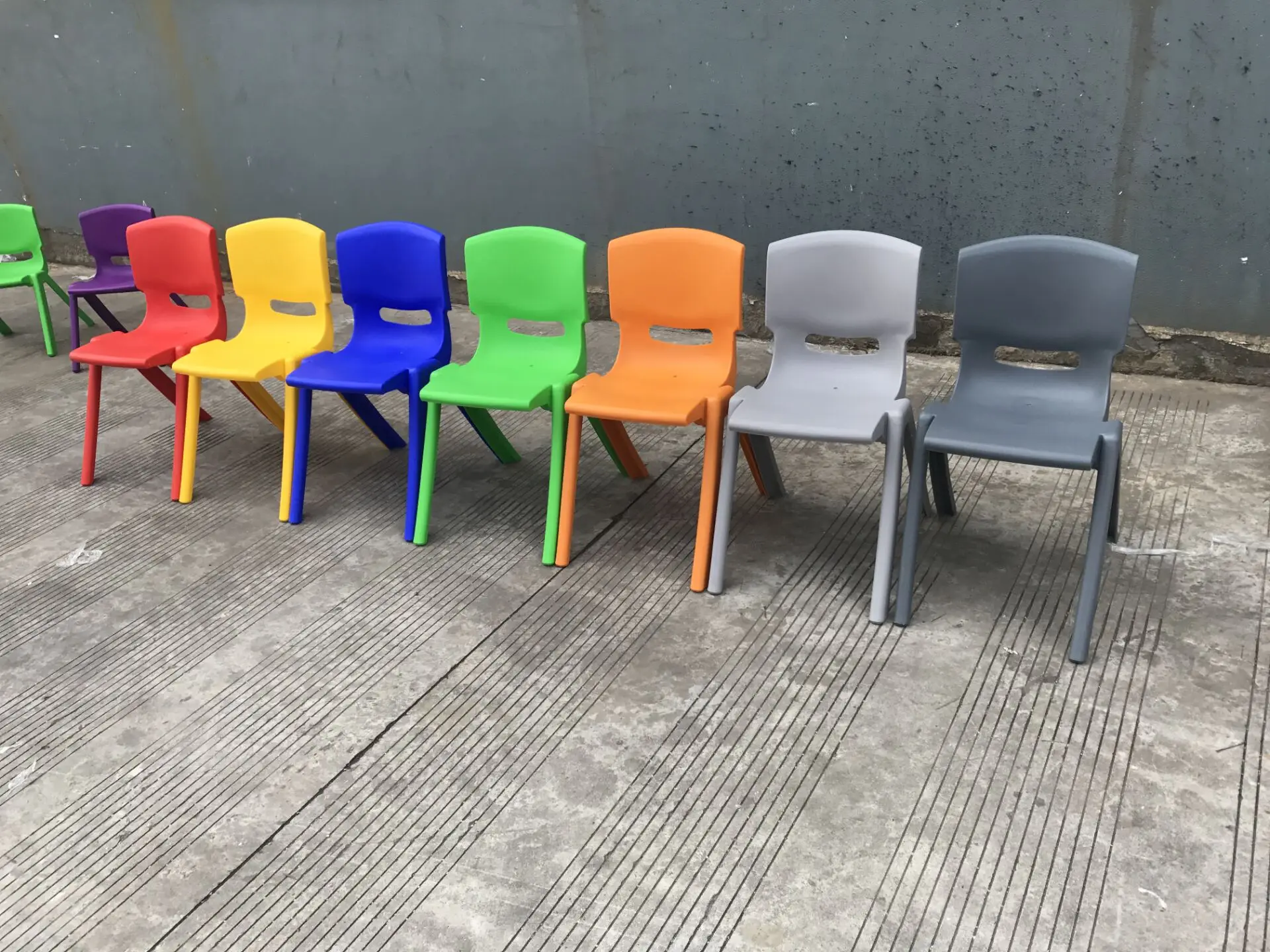 Kindergarten Plastic Chairs Durable Plastic Furniture Wholesale Study Chairs with Different Heights for Different Ages