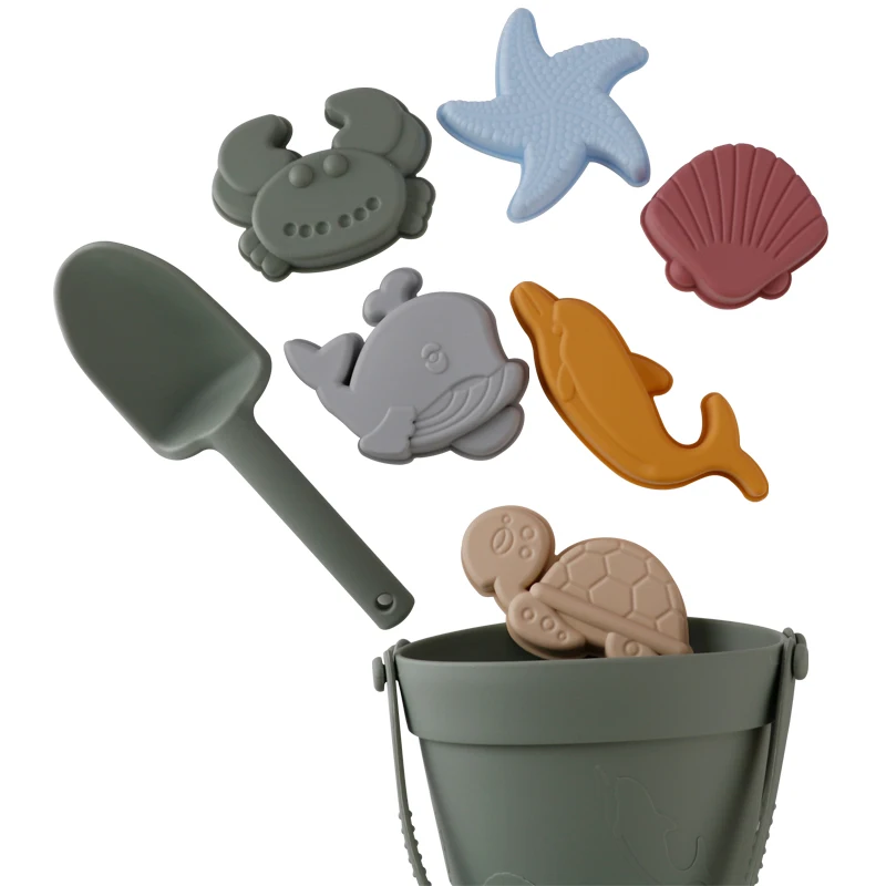 BPA FREE Portable Silicone Sand Bucket Toys Customized Silicone Beach Toys Silicone Bucket Pail and Spade sets