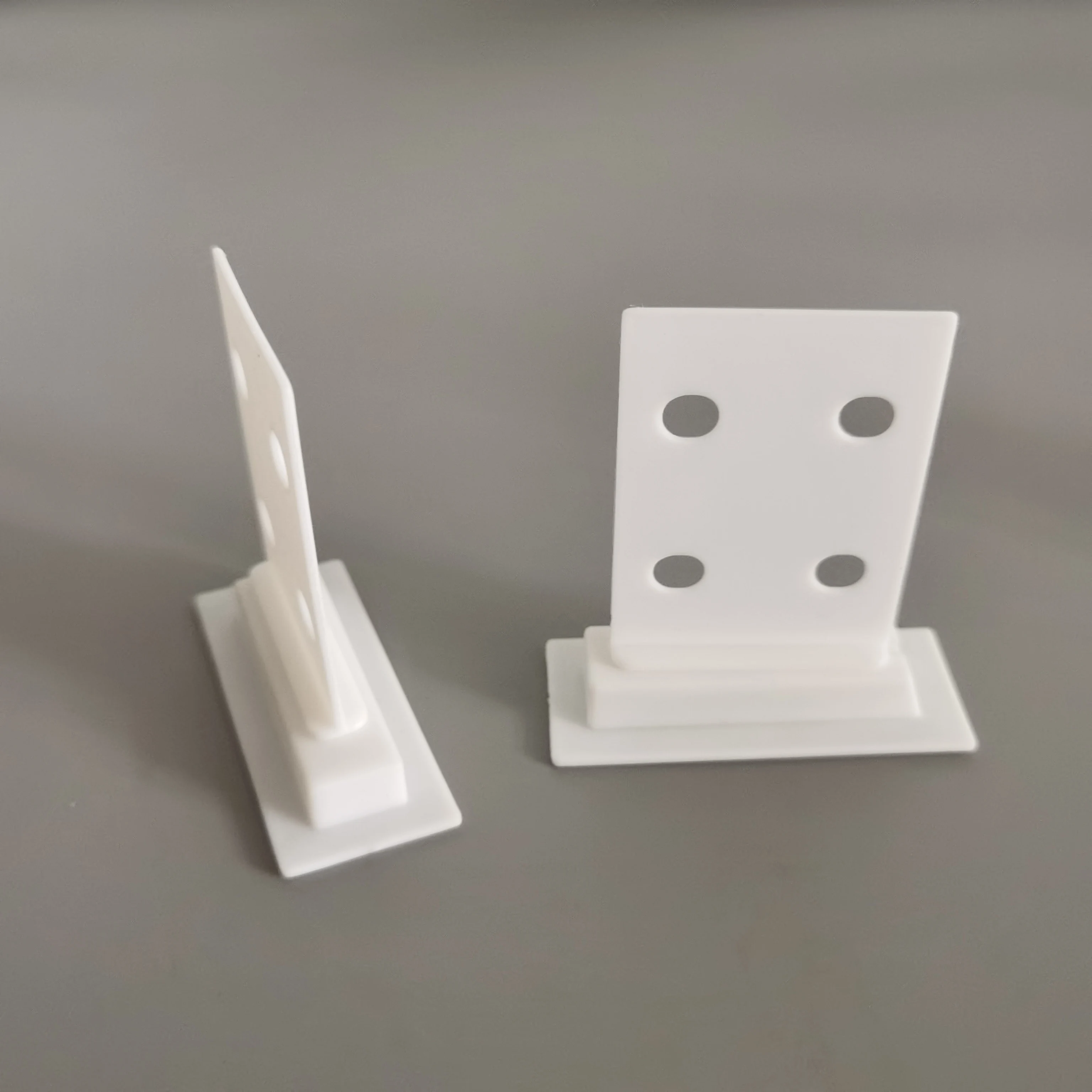 Cardboard Corrugated Shelf Support Inserts Plastic Connector Clip for Corrugated and Cardboard Display Racks