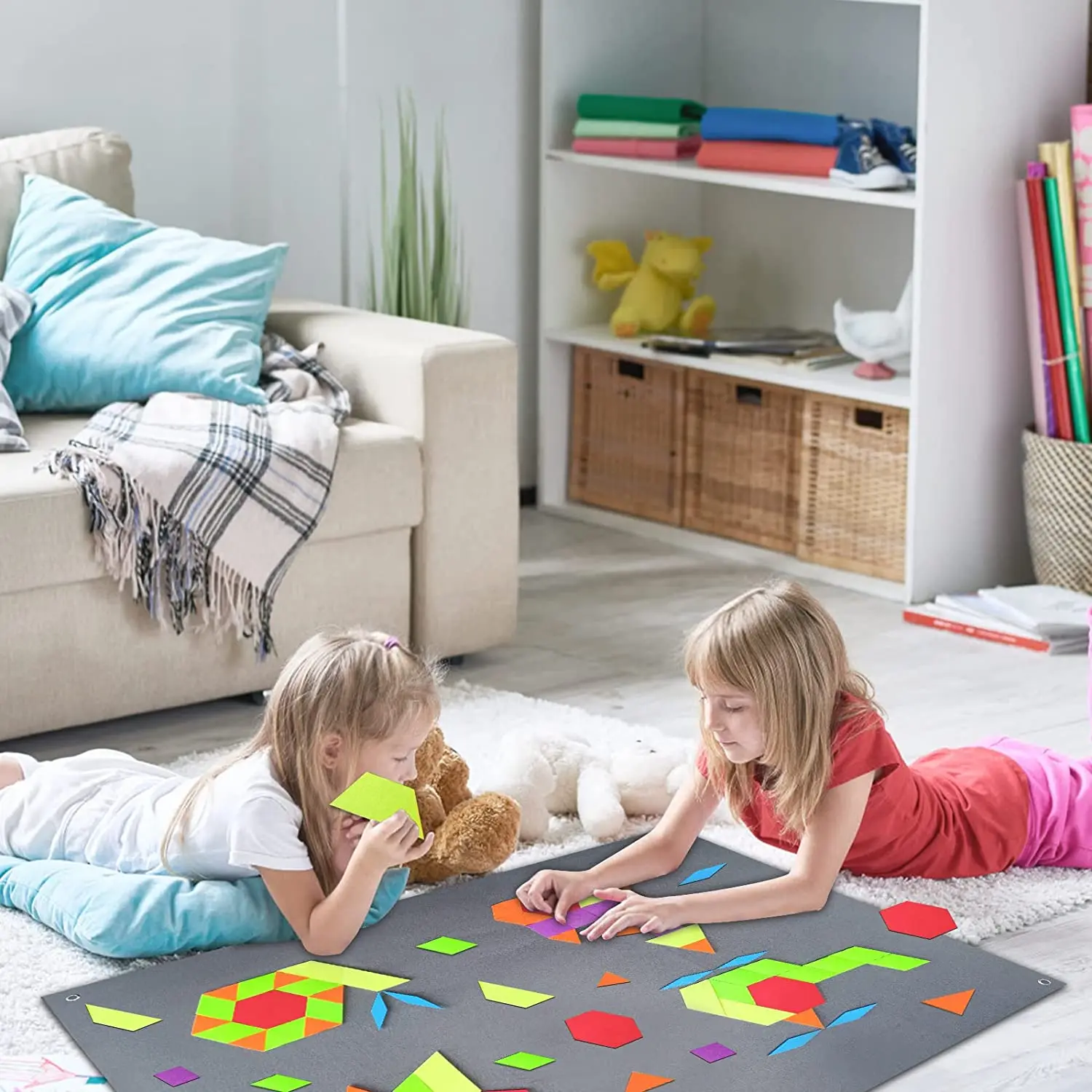Shape Felt Board for Toddlers Teaching Story Board Set , Large 3.5 Ft Felt Toys Flannel Parent-Child Interactive Game Felt Board