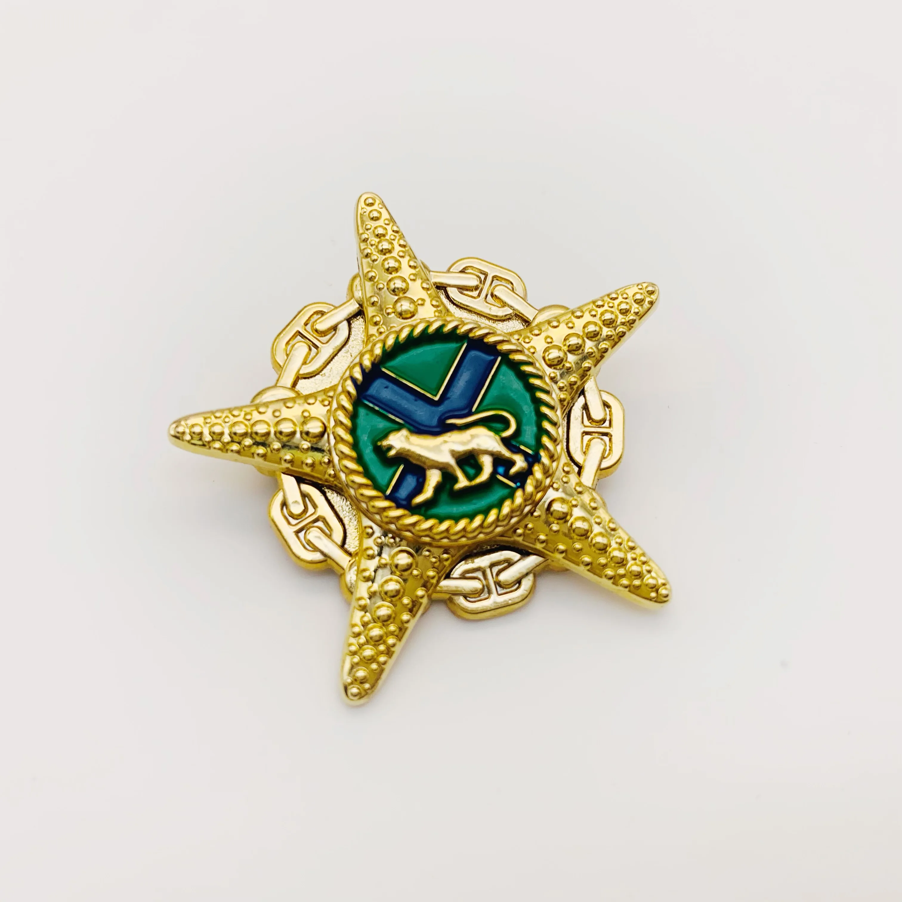 3D Lion Design Starfish Combined Pin Badge Customized Metal Enamel Lapel Pin Badge Souvenir Emblems