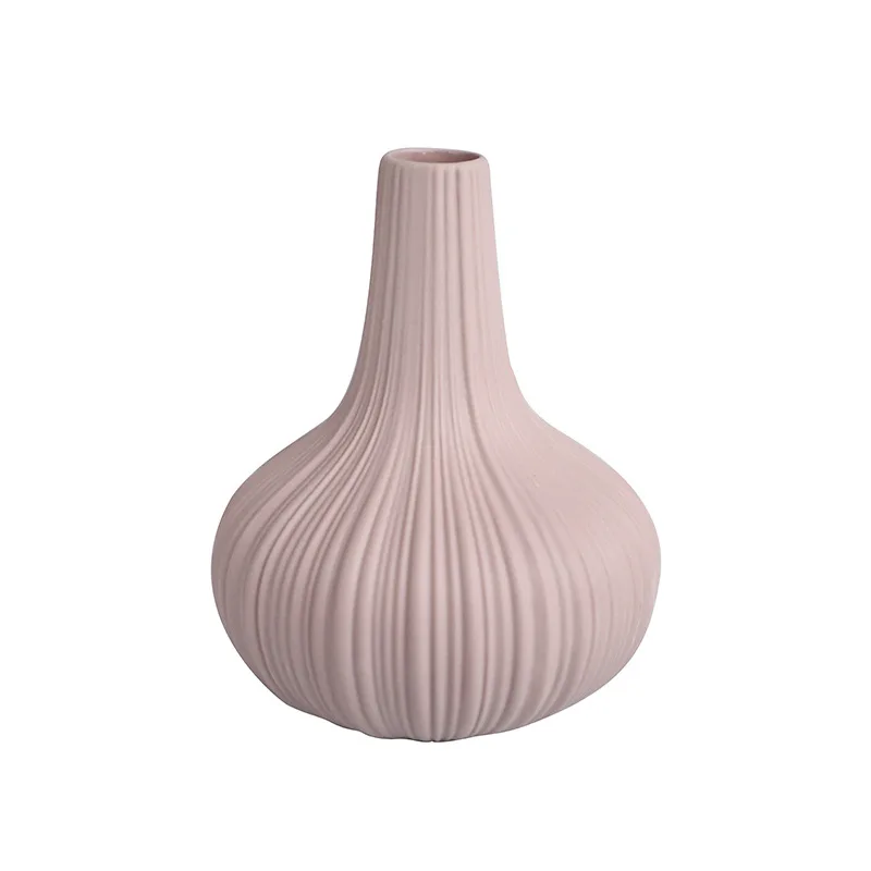 Mini Ceramic Vase for Modern Dining Table Small Simple Nordic Design with Dried Flowers and Aromatherapy Arrangement