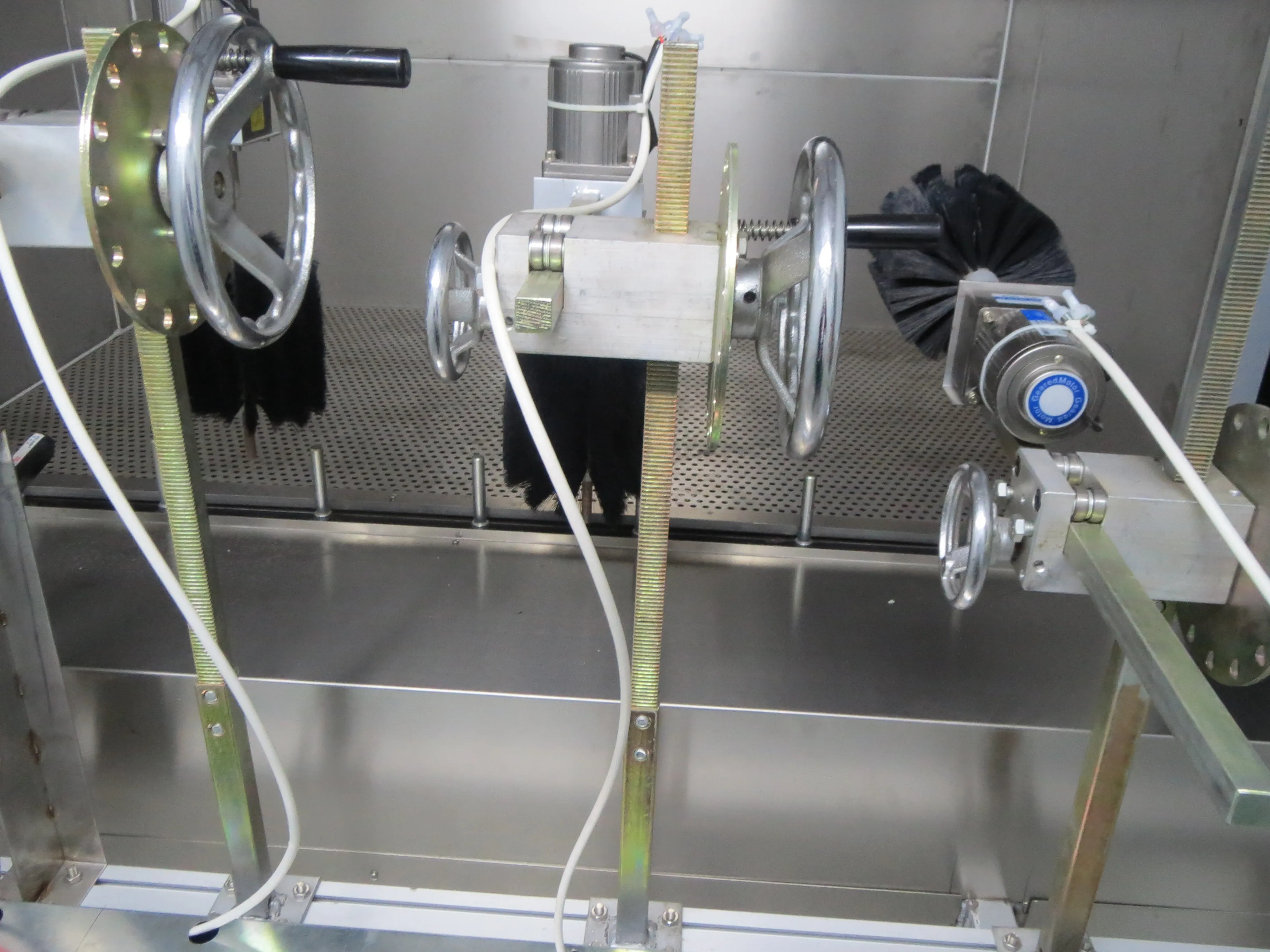 
gold plated vacuum bottle painting machine line 