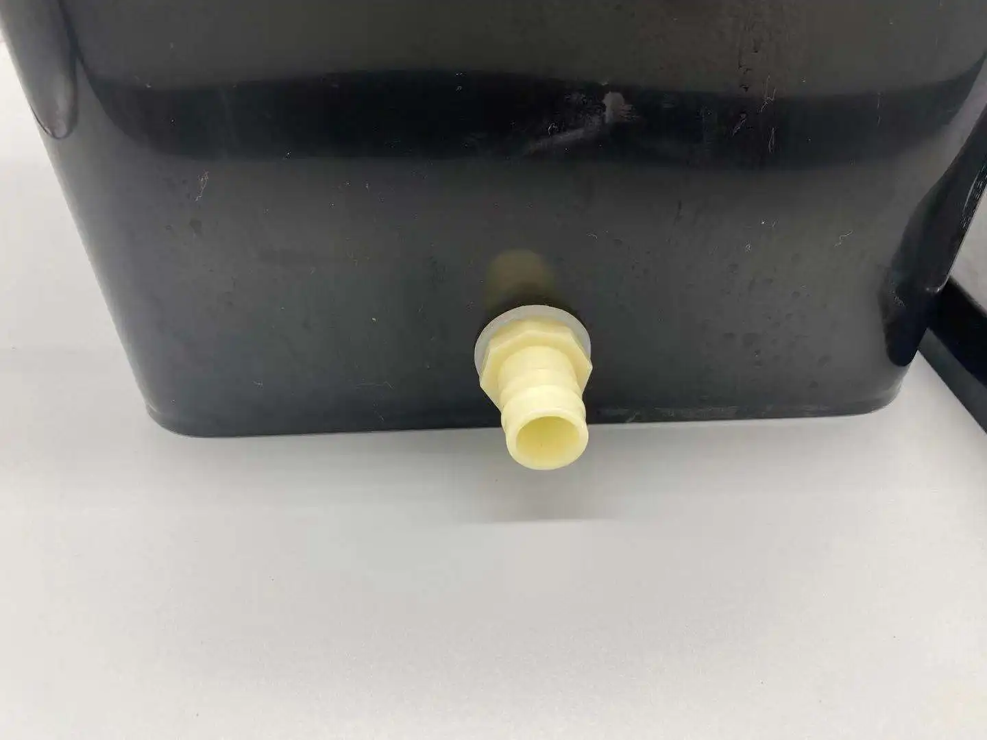 5 galon buckets hydroponic with net pot 3 gallon 4 gallon black hydroponic grow bucket system