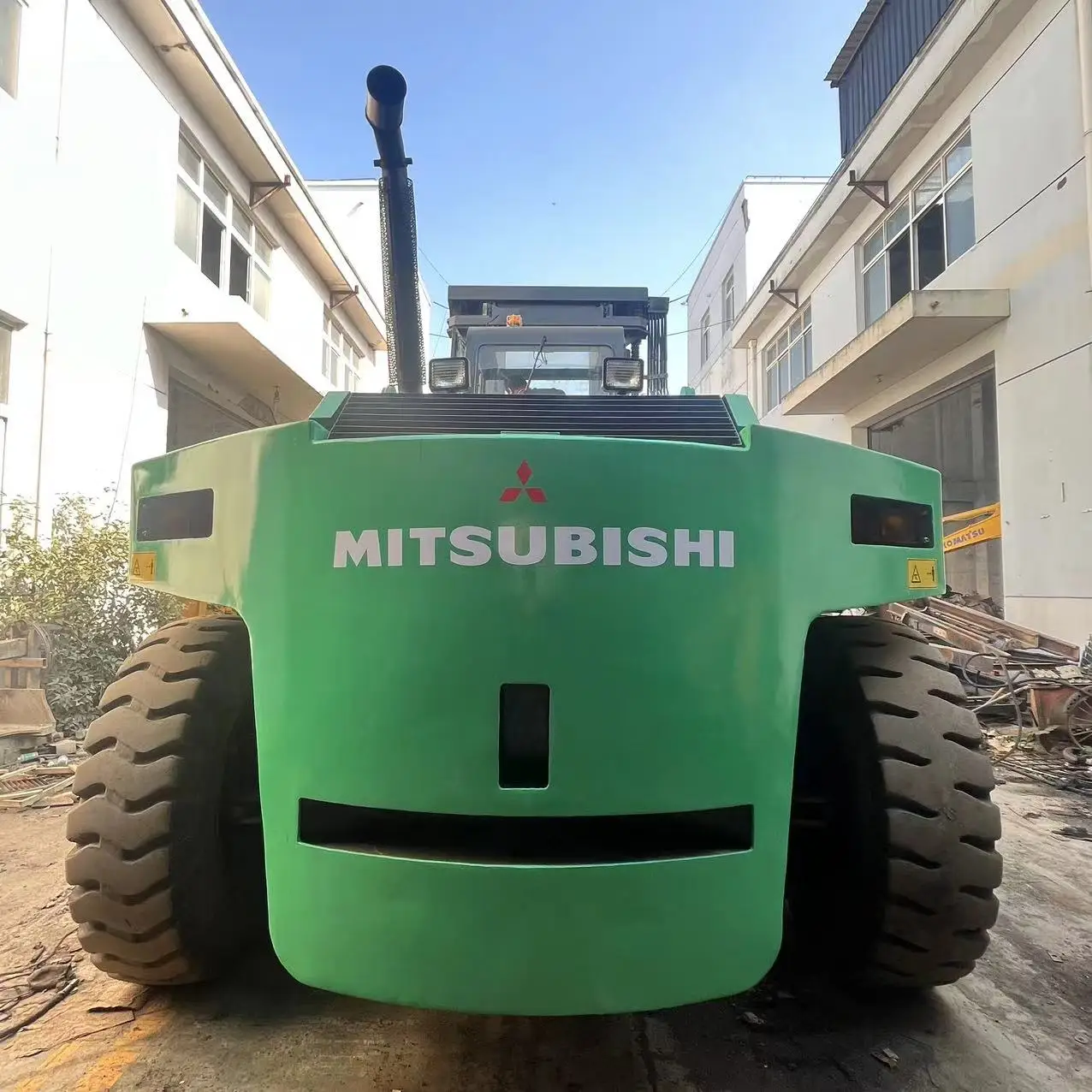 used forklift mitsubishi FD300 30 ton steel factory good condition 25 ton 20 ton 15 ton in stock hot sell cheap price low price