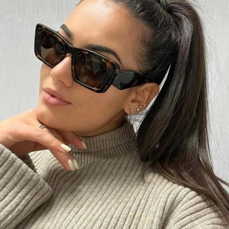 2022 Brand Symbole Square Sunglasses Women Asian Models Triangle Temple Custom Logo