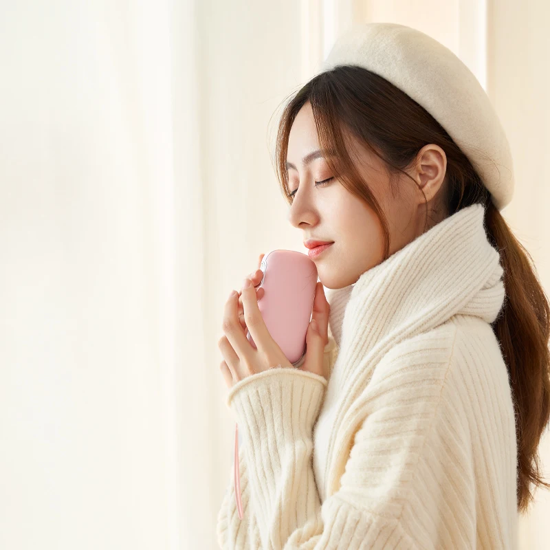 Mini hand warmer cartoon design Portable hand warmer USB rechargeable multifunctional hand warmer powerbank