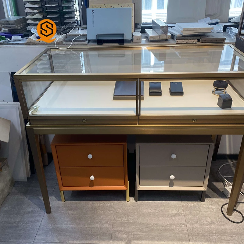 New Arrival Factory Supplier Wood Museum Souvenir Jewelry Showcase Display Sets Glass Showcases