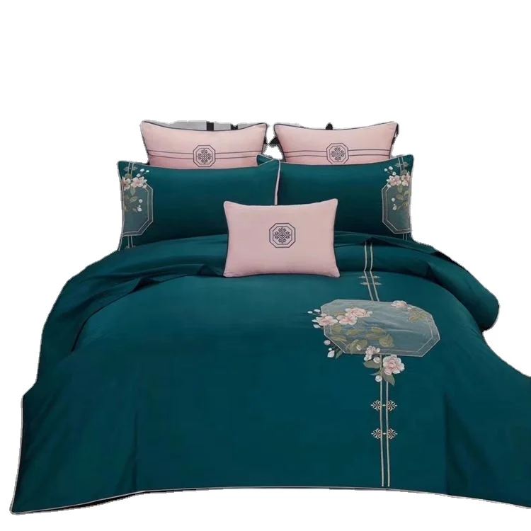 2024  New design king comforter sets cotton/microfiber embroiderybedding set luxury comforter for living room