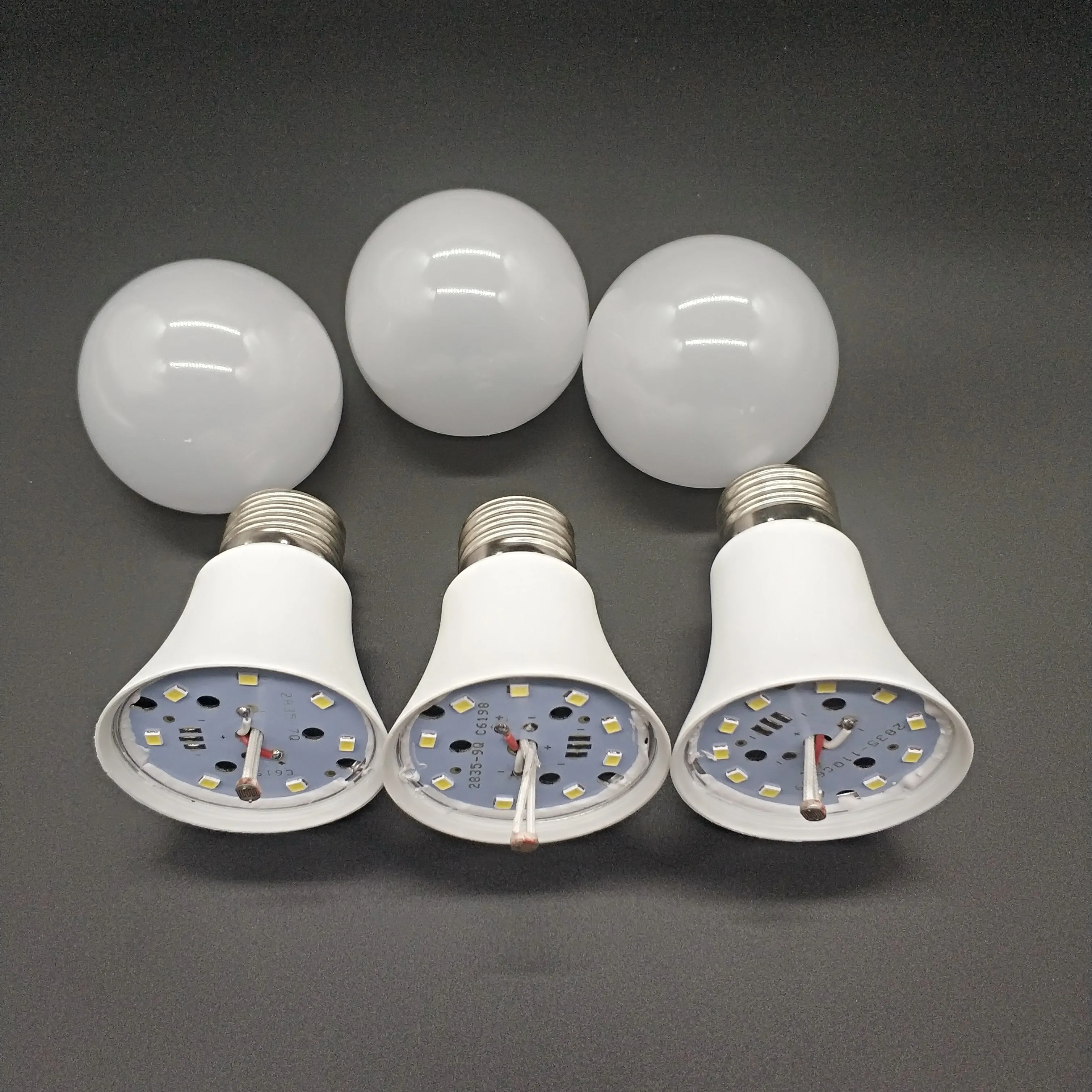 Plastic A60  220 Degree B22 E27 Bulb LED Light LED Lamp Bulb 5W 7W 9W 12W 15W 18W for SKD