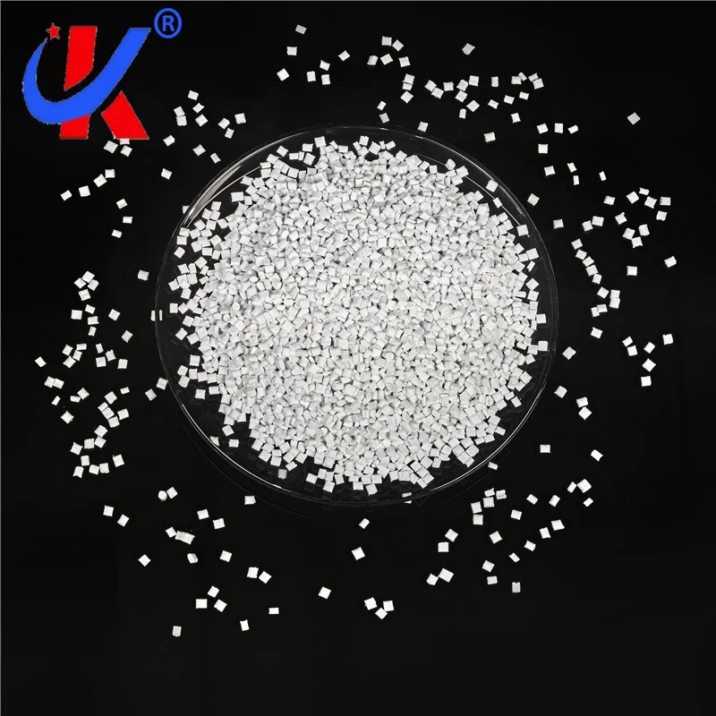 Инженерный Пластик PBT GF30 PBT гранулы из стекловолокна 30% армированные PBT гранулы