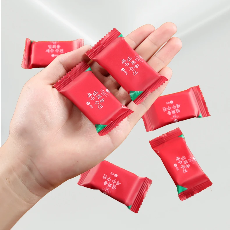Eco- friendly mini compressed towel disposable cotton compressed travel towel tablets disposable towel magic