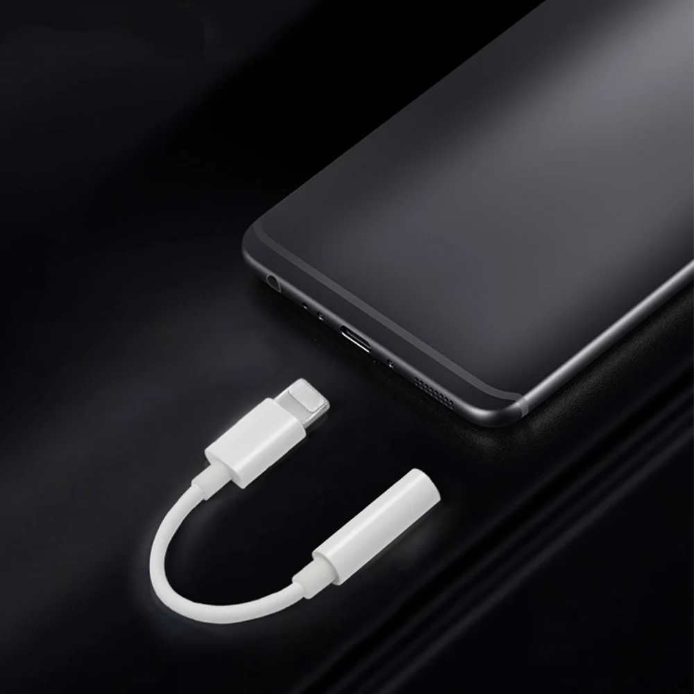 
Aux Audio Lightening to 3.5mm jack adapter 8pin Splitter original DAC chip Headphone cable converter for iphone IOS Device 