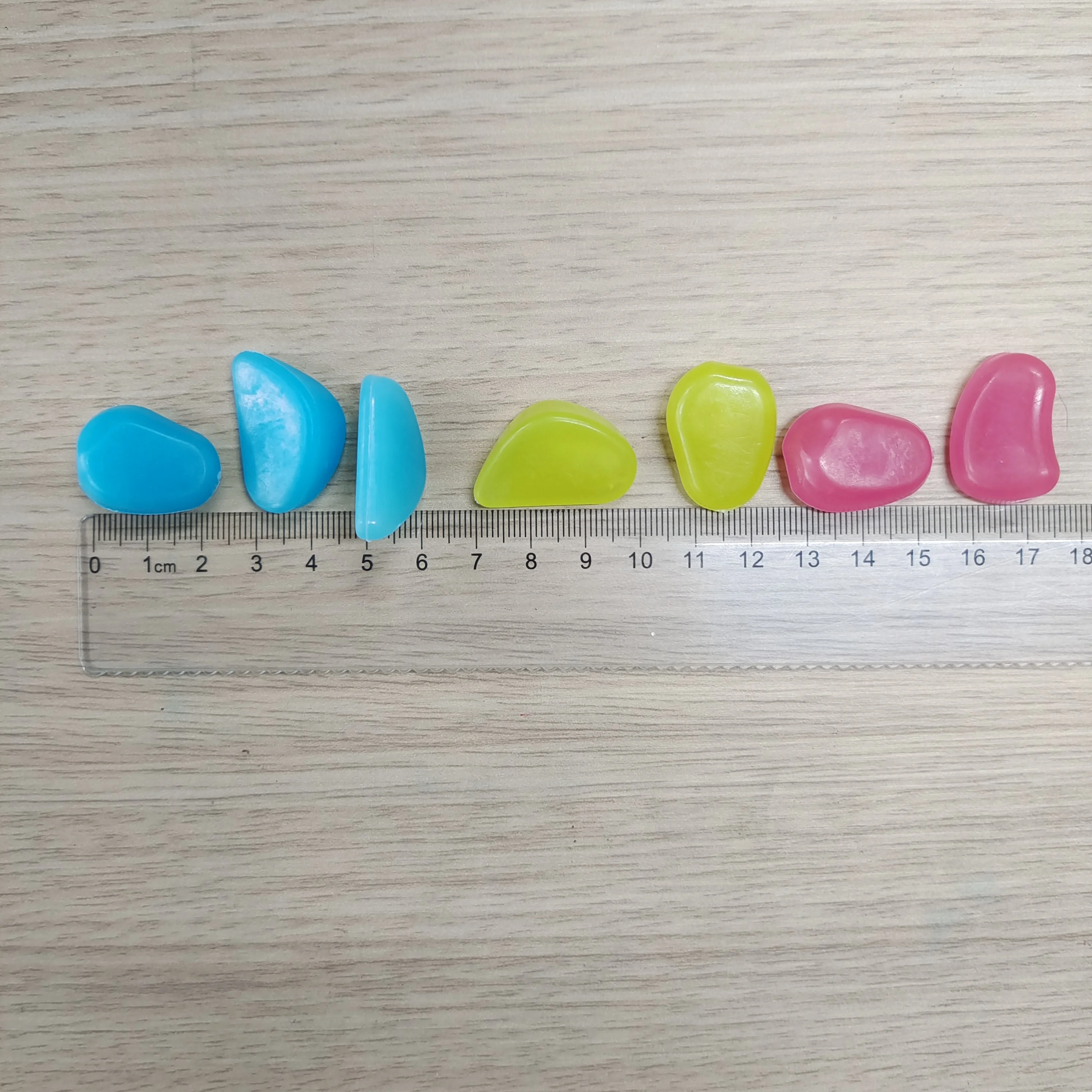 Luminous stone Stones that glow at night