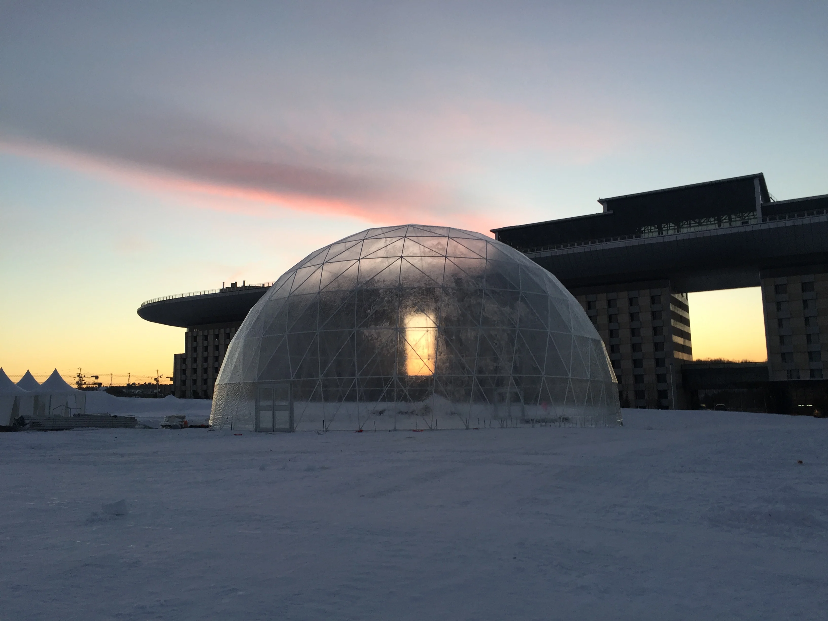 
China manufacturer cheap eco-friendly thermal acrylic geodesic dome tent 