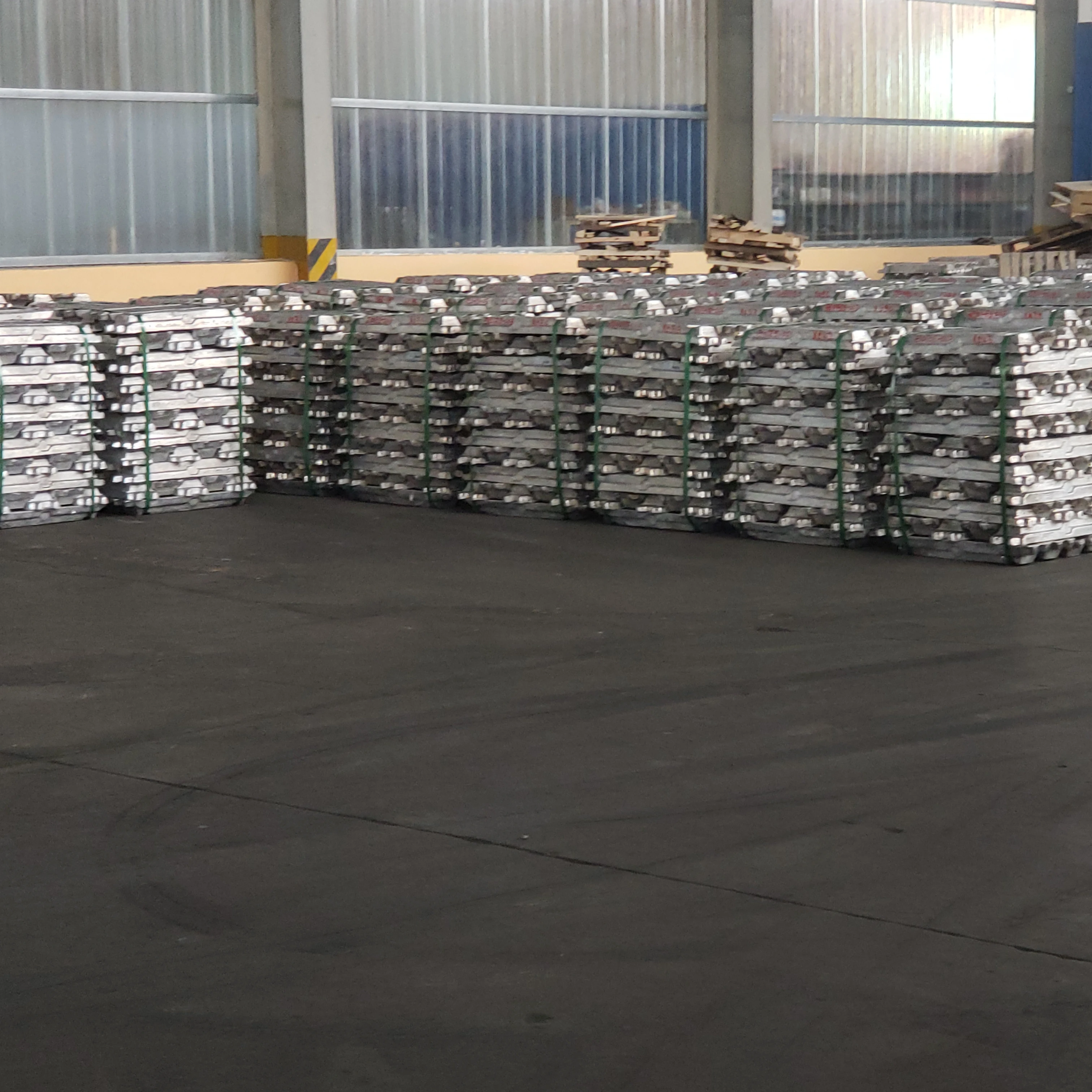 
 Лучшее качество, чистый алюминиевый слиток/алюминиевый слиток 99.9%  