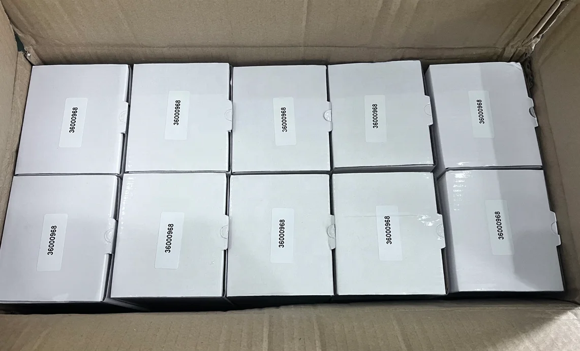 High Grade Auto Engine Parts Exhaust Gas Recirculation EGR Valve 6842404 6842725 36000968 7.21835.00.0 For VOLVO