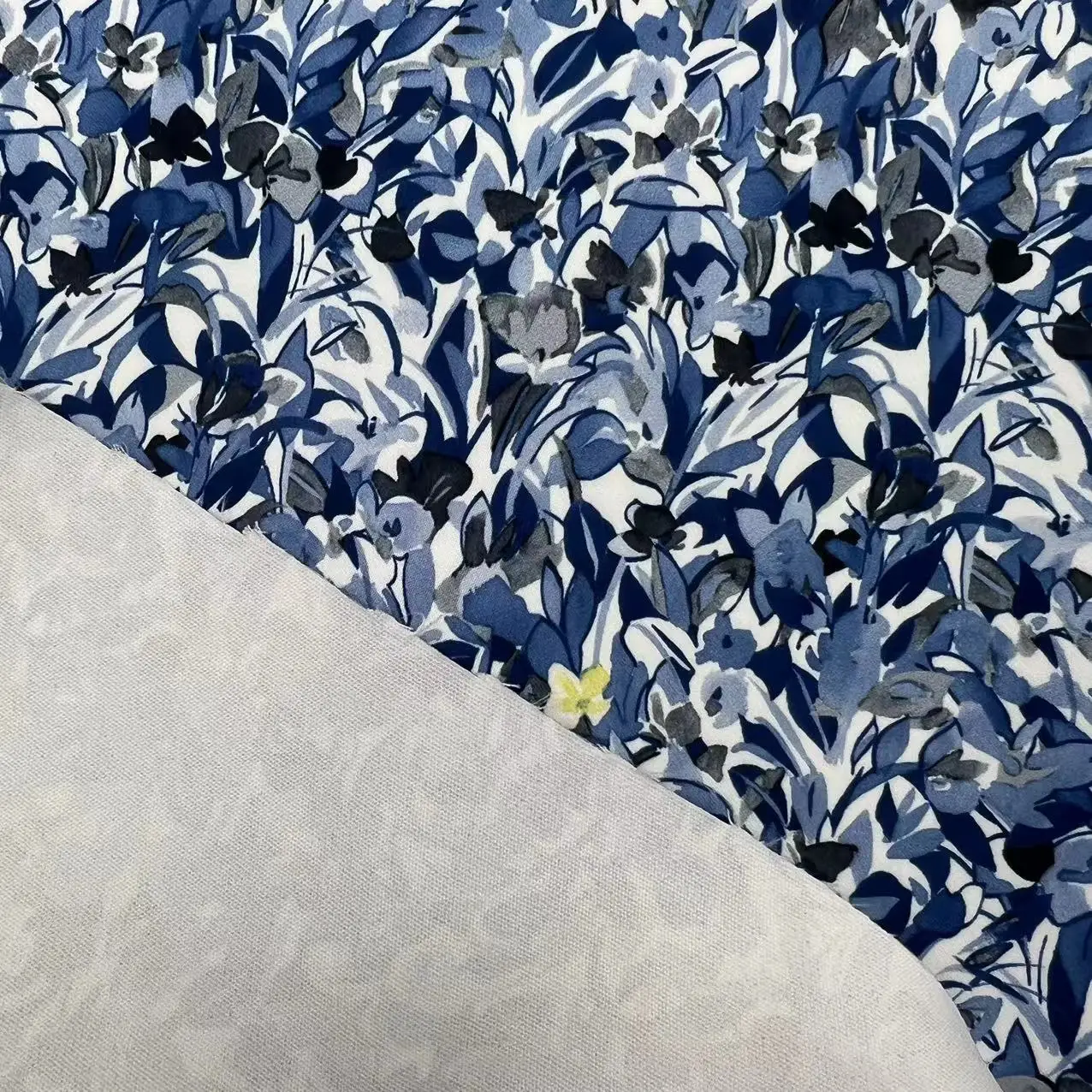 latest oil painting style florals Designs fabric twill woven 100%Terylene polyester faux acetate satin printed Fabrics For cloth
