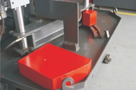 
CHENLONG CH-600SA Fully Automatic Bandsaw Machine In The Philippines 