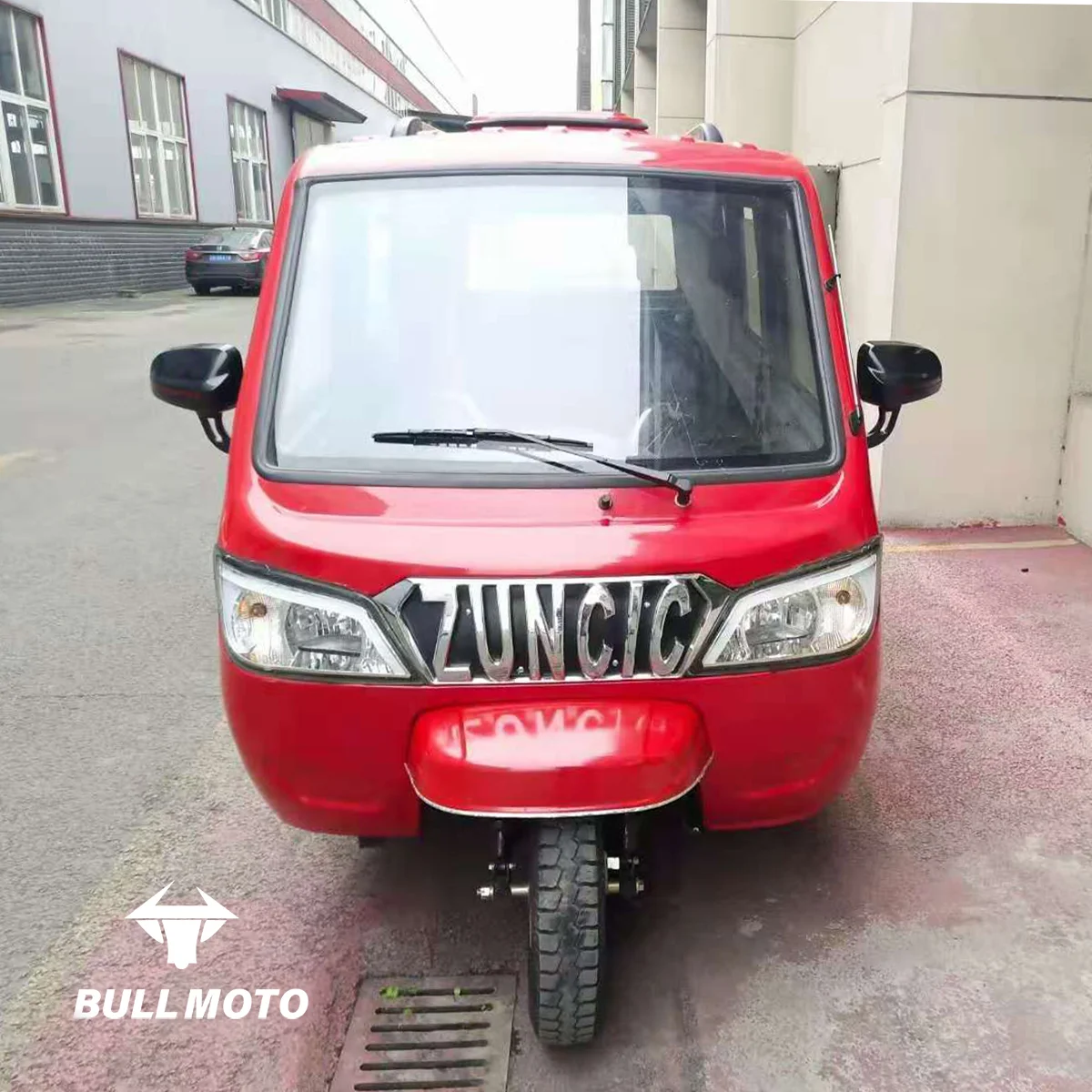 Popular Urban Mobility Cargo Auto Bike Fully Enclosed Three-Wheeled Tuk Tuk Rickshaw Passenger Tricycle