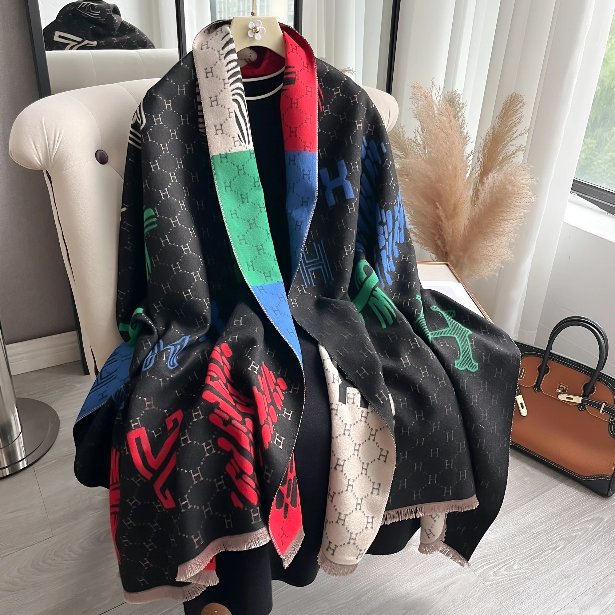 Europe and the United States new cashmere scarf ladies H big autumn and winter warm double-sided bib blanket shawl wholesale