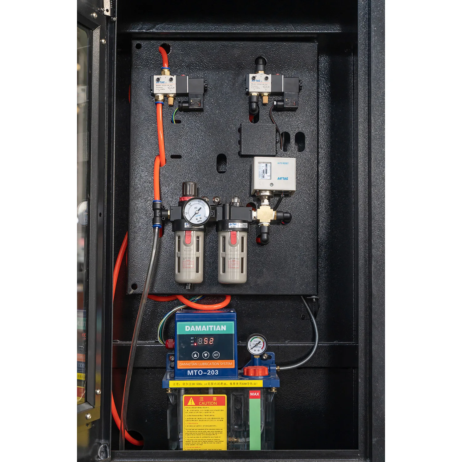 Price Competitive Vmc1580 Precision Machining Metal Components 3-Axis Vertical Cnc Machining Center