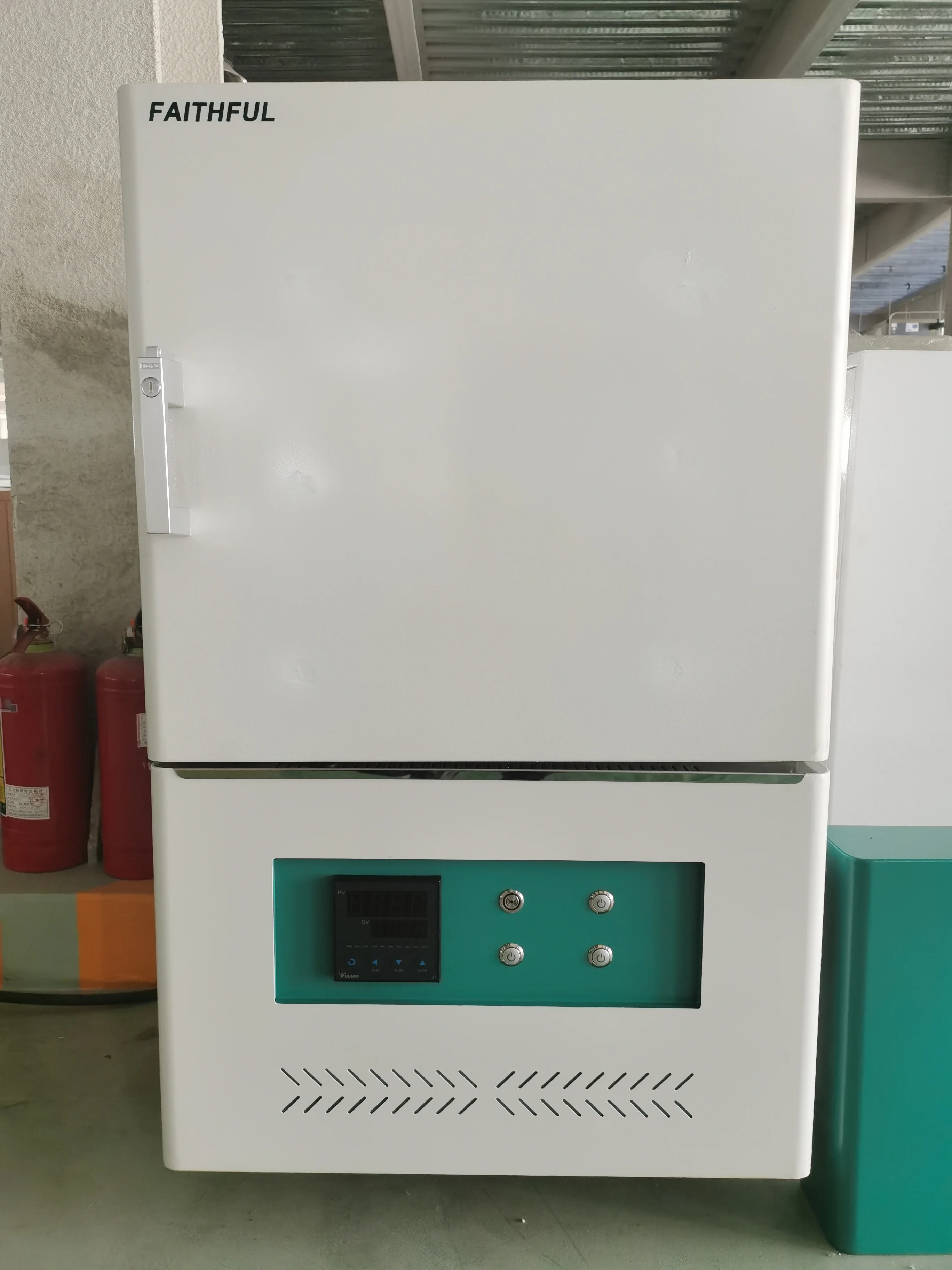 1600C High Temperature Laboratory Muffle Furnace Ceramic Fiber Muffle Furnace
