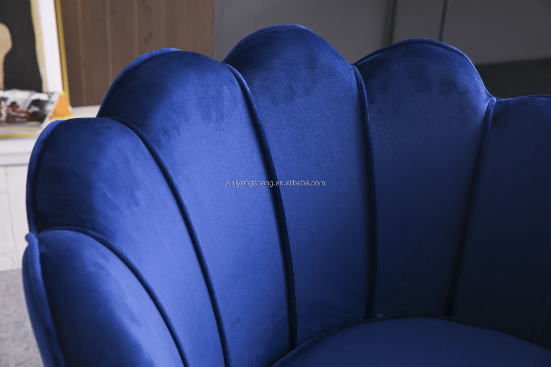 
Upholstered Dining Chair Simple Design Sofa Chair Fabric Frame Metal Living Room Modern Hot Sale Velvet Colorful Golden Seat Art 