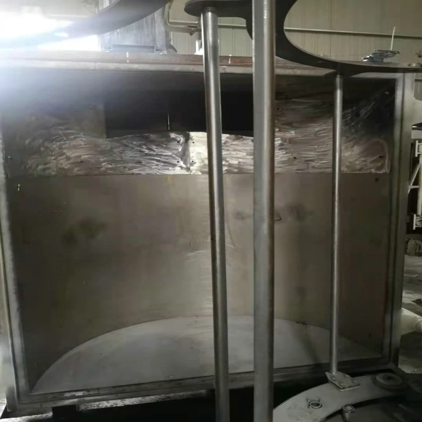 Coating machine for plastic products Coating machine