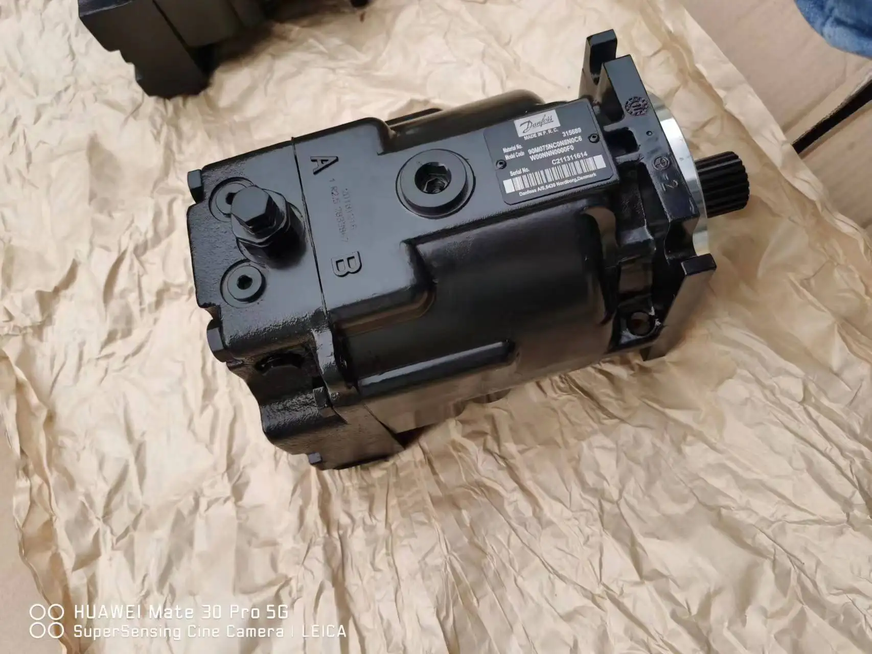 Гидравлический насос Sauer danfoss серии 90R 90M075NC0N8N0C6W00NNN0000F0 315689 запчасти для миксера грузовика 90R075 90L075 90M075