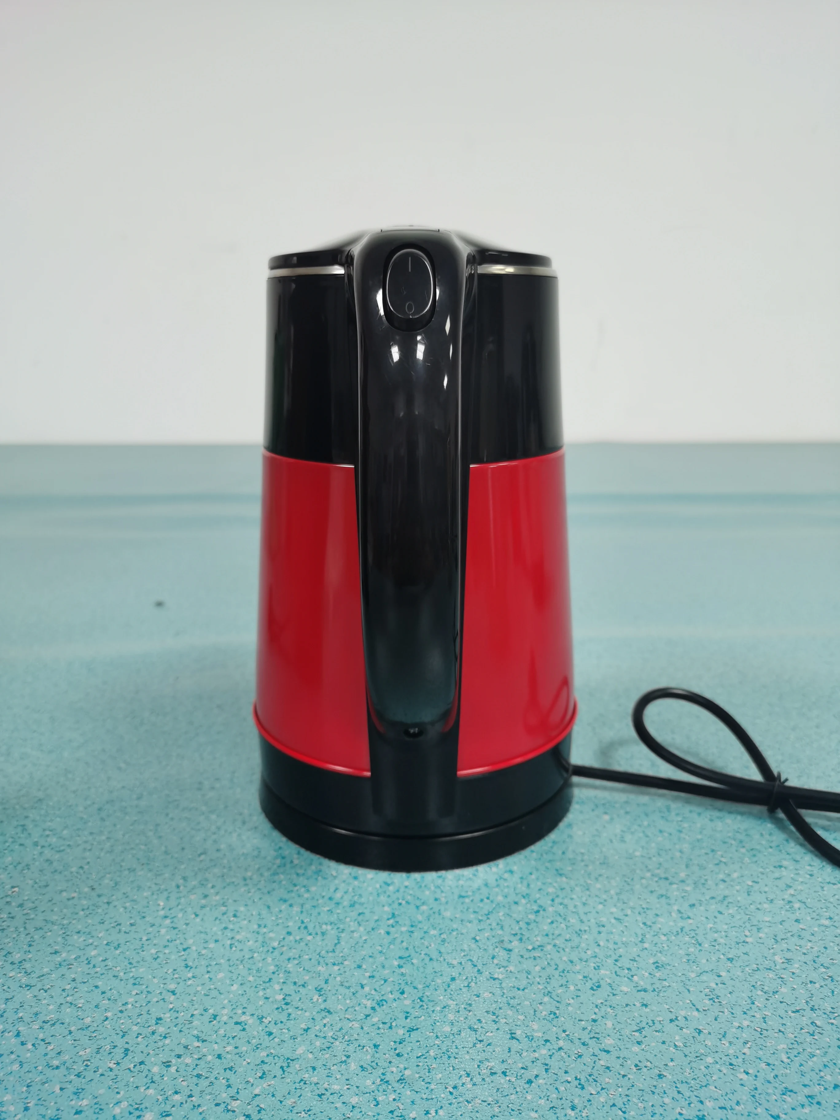 Black and red color stainless steel electric kettle with concealed heating element 2.3L
