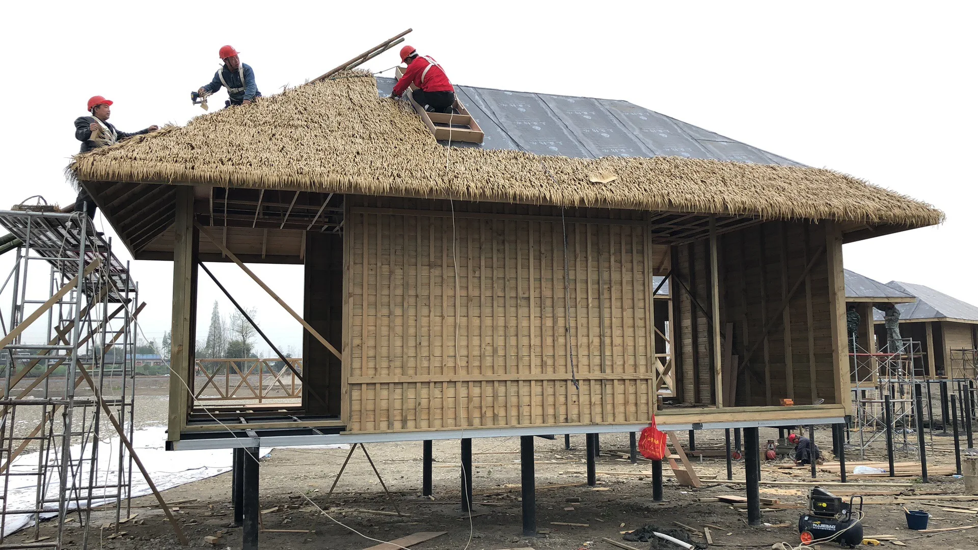 Hot Sale African Fireproof High Quality Artificial Simulated Thatch Roof Sheets