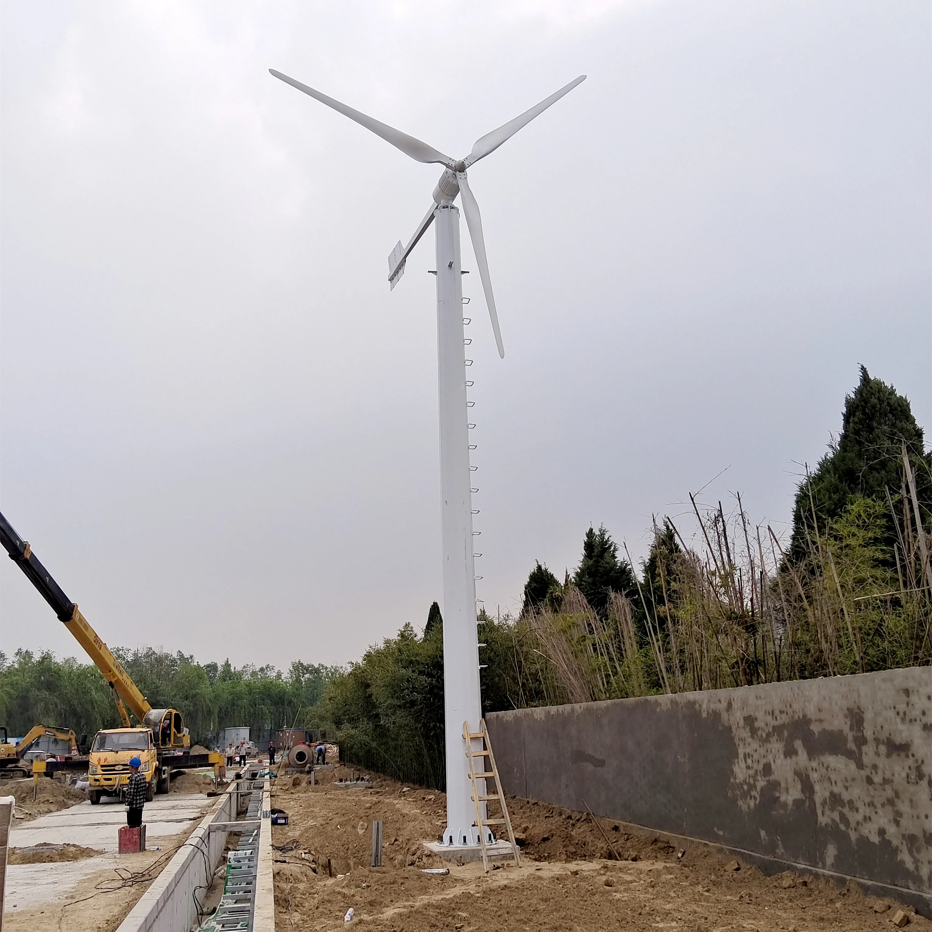 Factory Direct Sale Wind Generator Power Wind Turbine 2400 With Controller In Stock