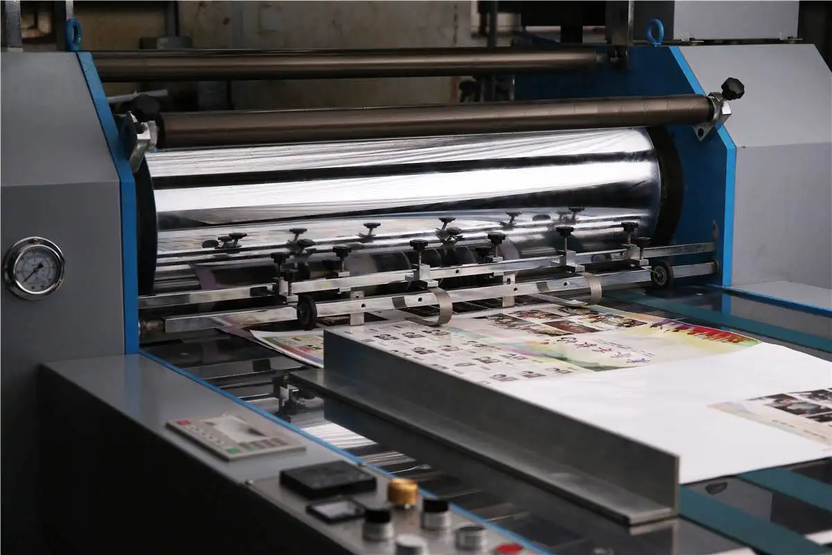 Factory high quality semi automatic thermal dry film laminator machine for paper sheets auto cut