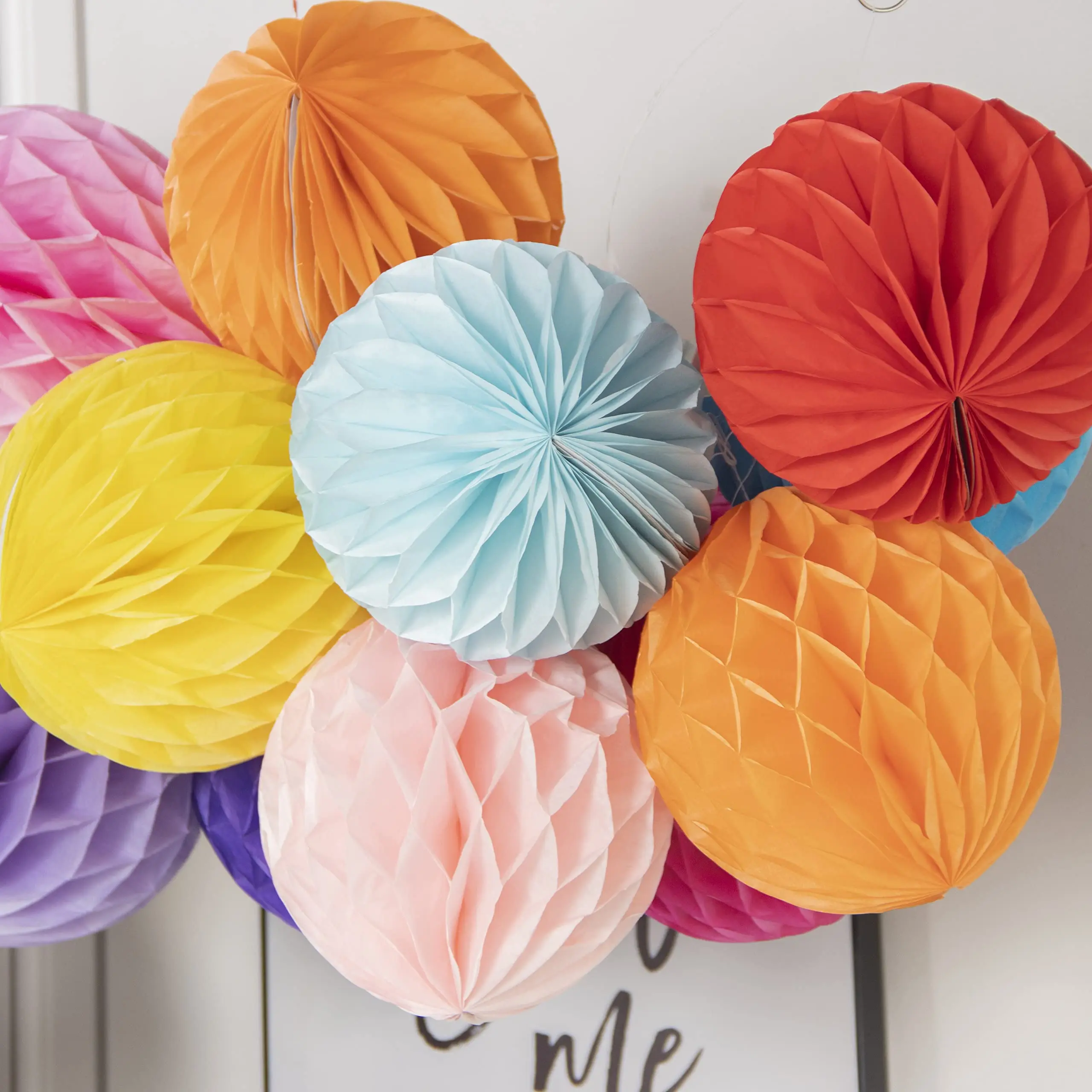 Customized Paper Honeycomb Decorations Wedding Birthday Decor 8cm Activity Decoration Paper Honeycomb Ball