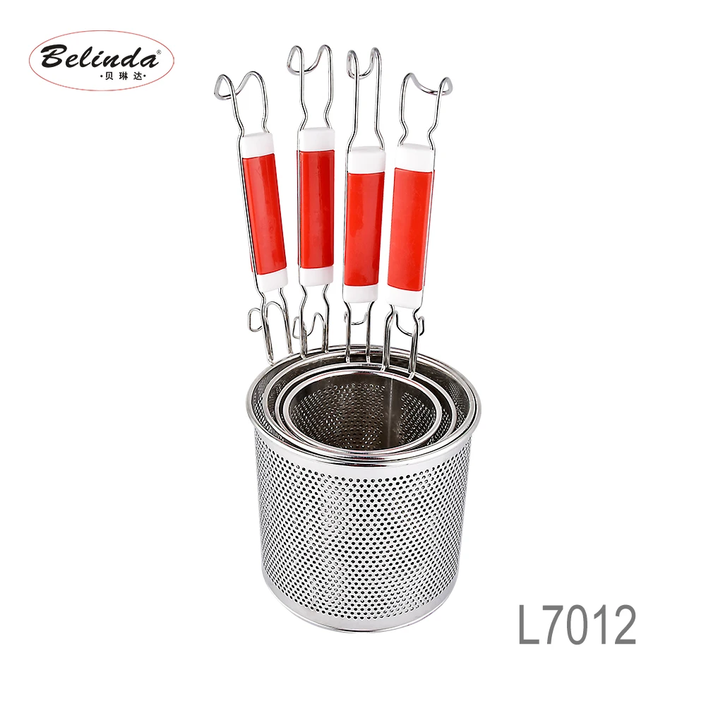 Best selling stainless Steel Strainer Basket With Wooden Handle Fine Mesh Food Skimmer Kitchen Pasta Dumpling Noodle Sieve