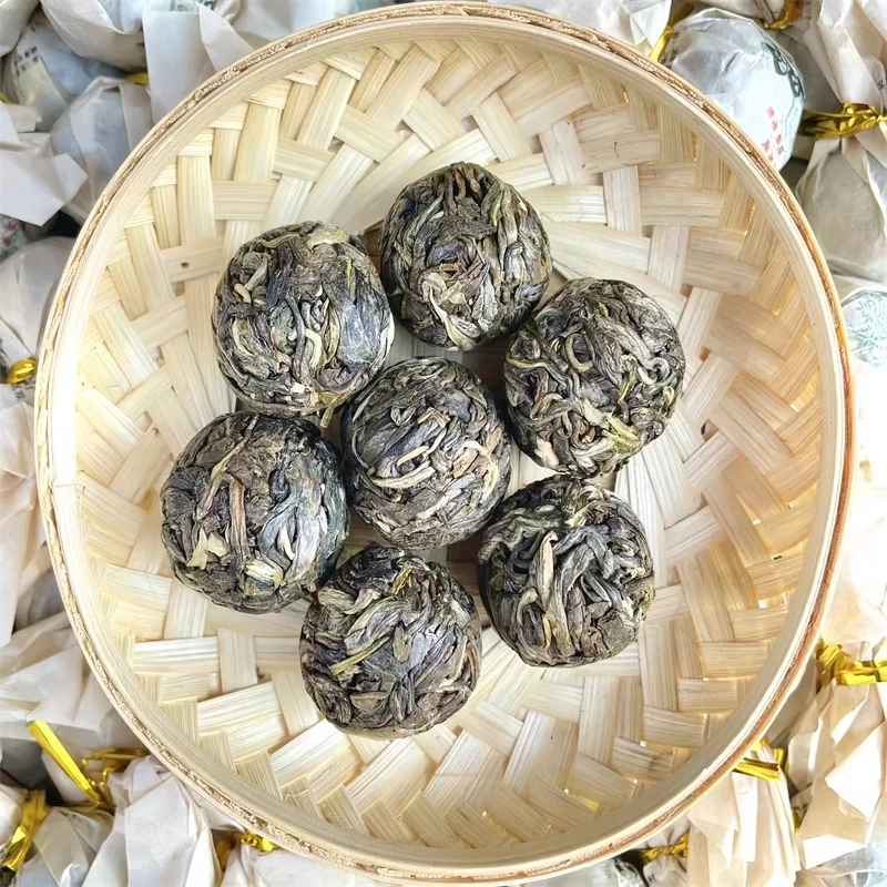 Yunnan high mountain shen puer чайный торт 10 грамм маленький сырой puerh cha bing