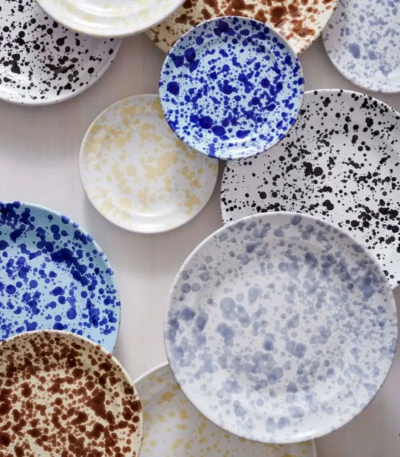 Hot sale food safe Custom Logo White Colored Splash Design splatter pattern Cast Iron Steel Enamel Dinnerware