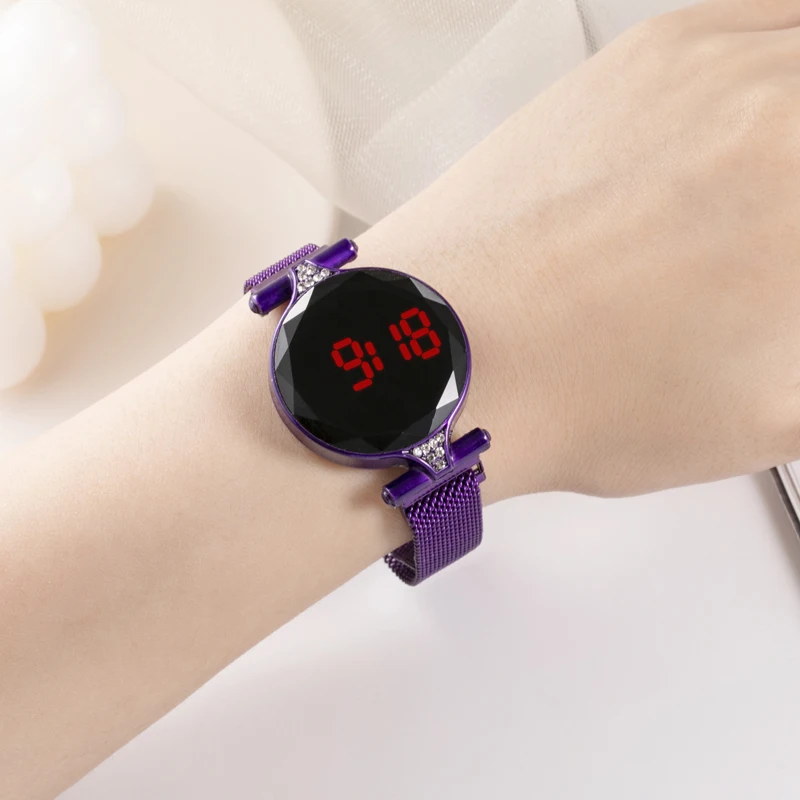 Luxury Women Bracelet Quartz Watches For Women Magnetic Watch Ladies Sports Dress Dial Wrist LED Watch Clock Relogio Feminino