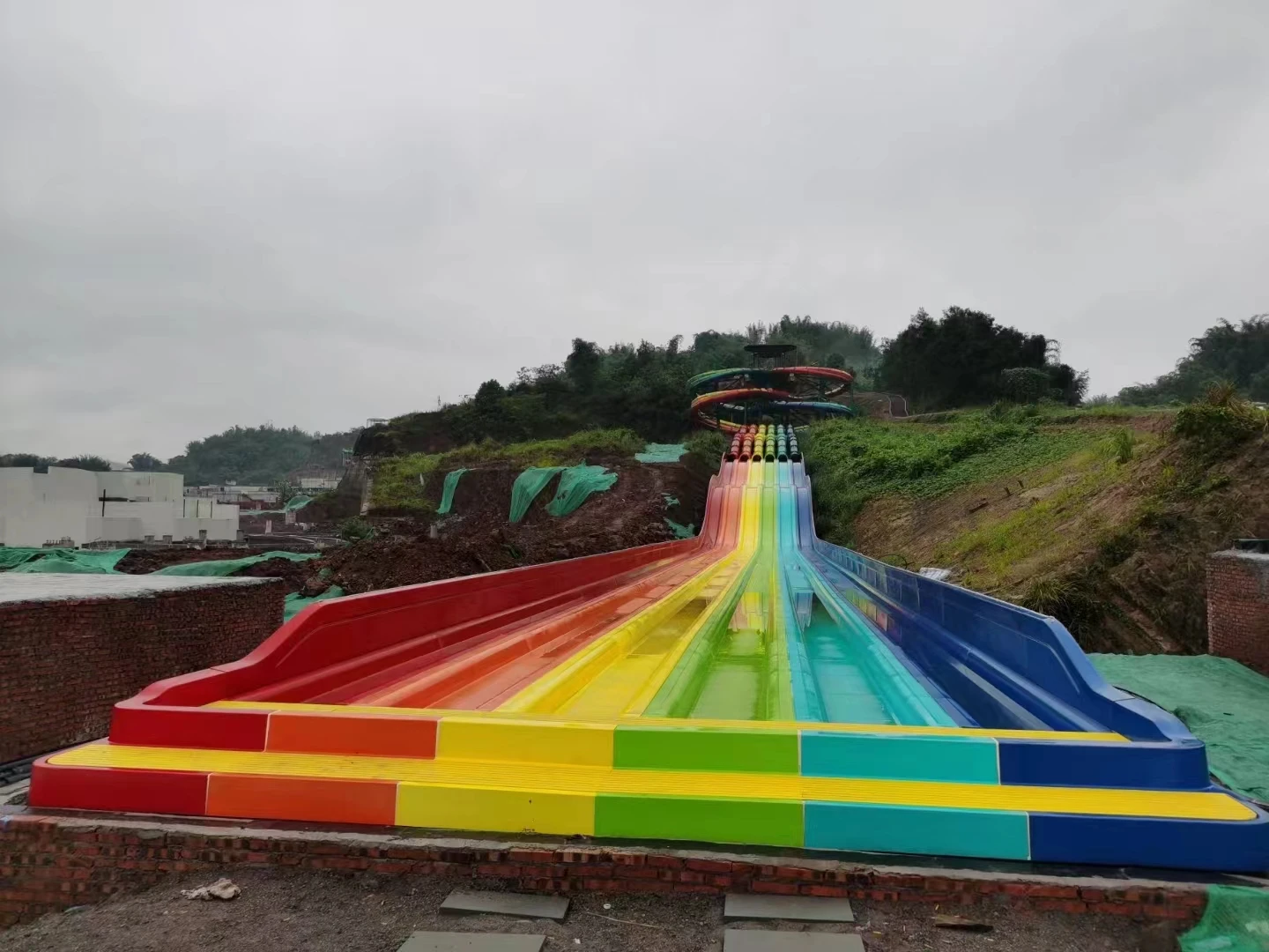 Outdoor Exciting Large Water Slides Combination Water Park Fiberglass Water Aqua Park Slides Fiberglass Curve Slides