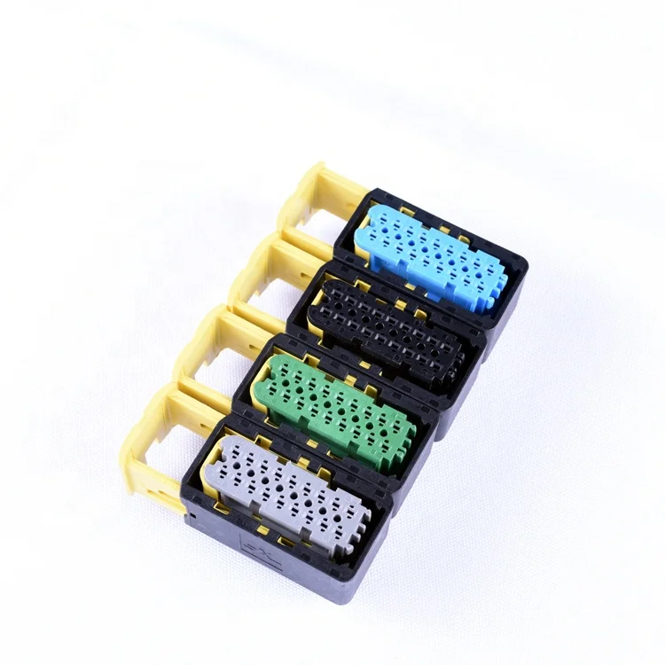 Electrical car 3-1563759-1 female 18pin auto wire connector