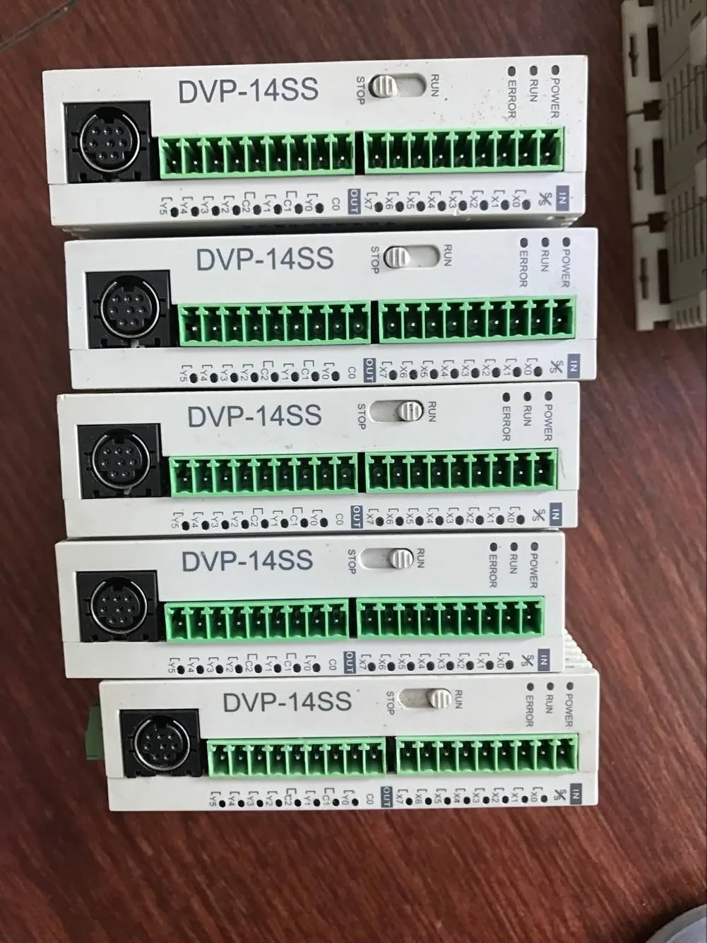 Программируемый логический контроллер DVP14SS2 Delta PLC модуль расширения Plc для текстильного оборудования
