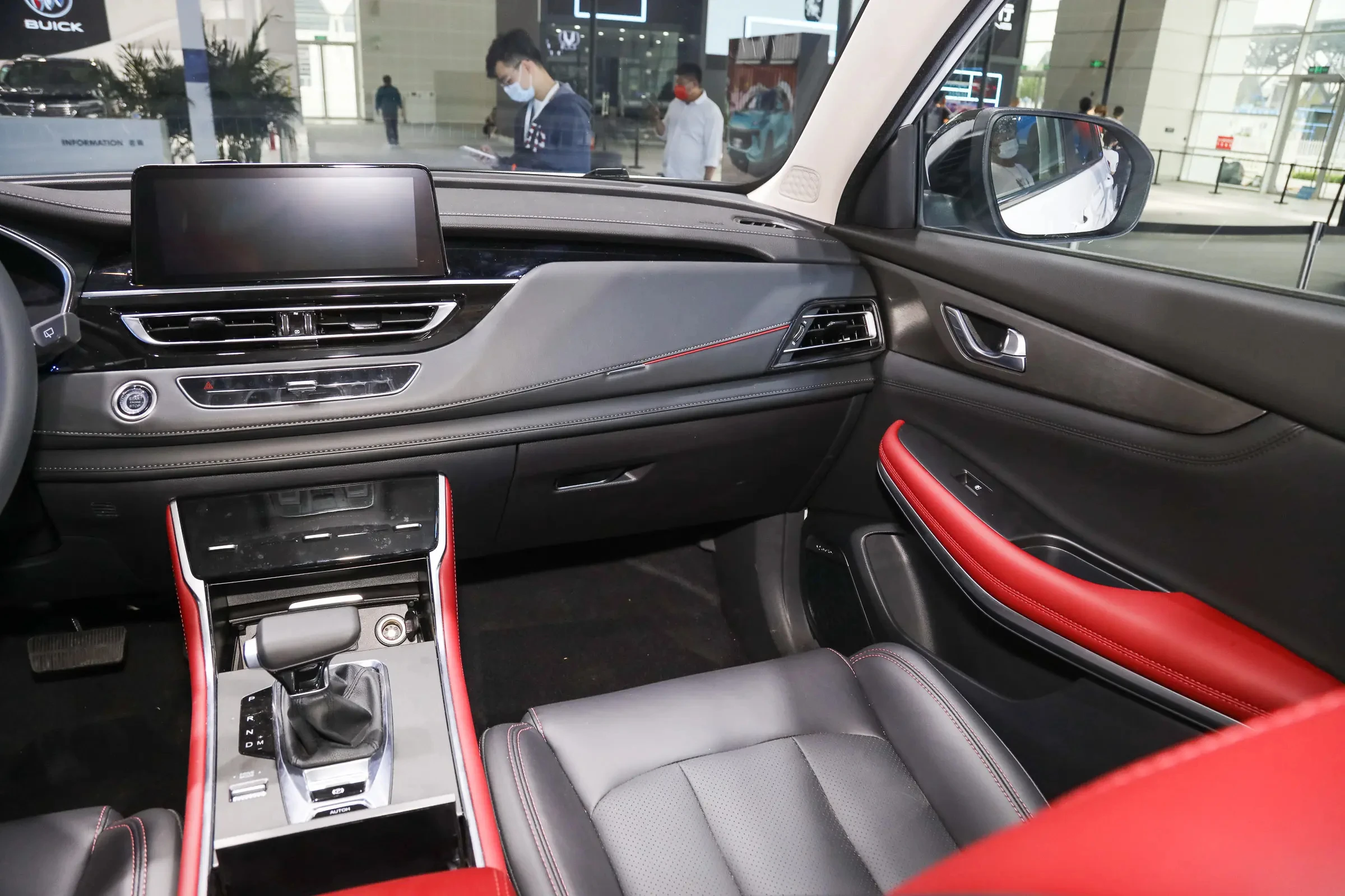 Оптовая продажа высокоскоростной и недорогой автомобиль changan cs75 2024 бензиновый для взрослых сделано в Китае продажи