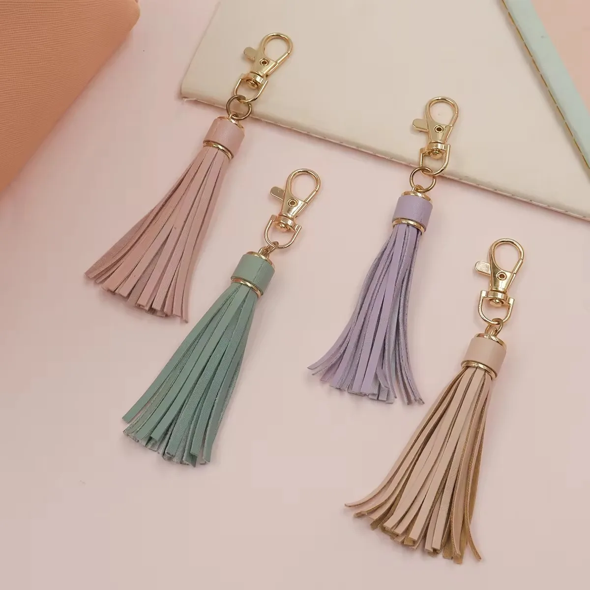 wholesale handmade PU leather tassel keychain for bag pendant accessories tassels keychain key rings