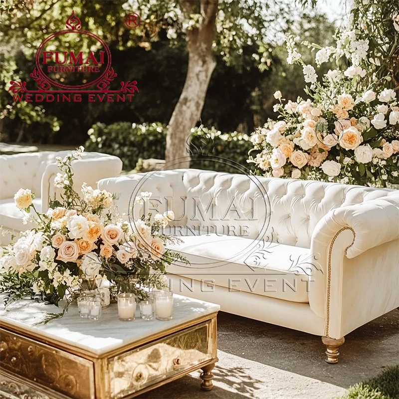 Wholesale High-Density Soft Cushion Gold Frame Fiberglass Banquet Throne Party Event Wedding Sofa for Living Room Use