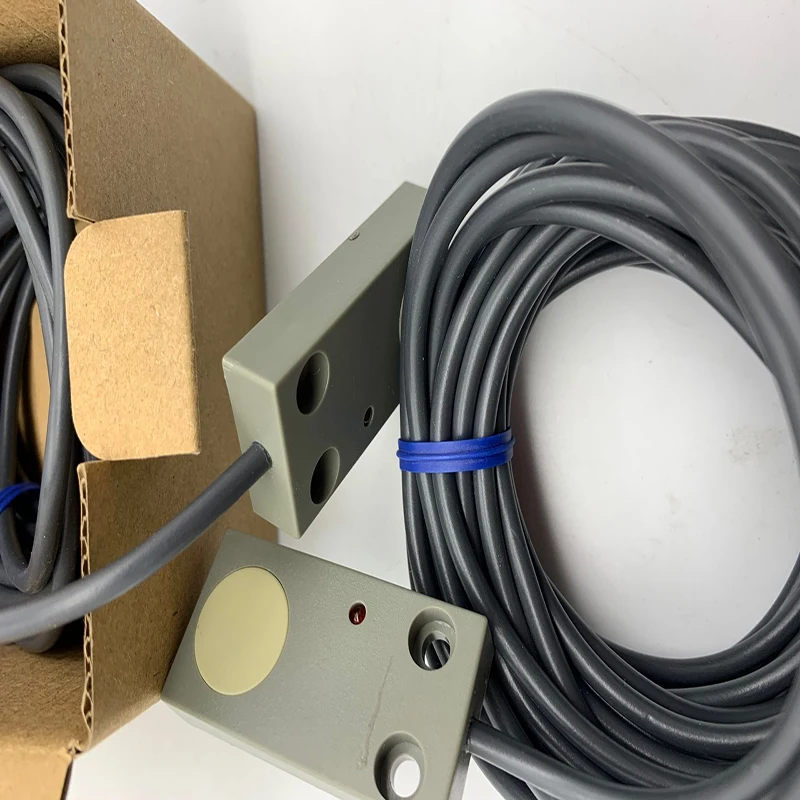 Proximity switch sensor TL-W3MC1 TL-W3MC2 TL-W3MB1 TL-W3MD1 TL-W3MB2 One year warranty in stock