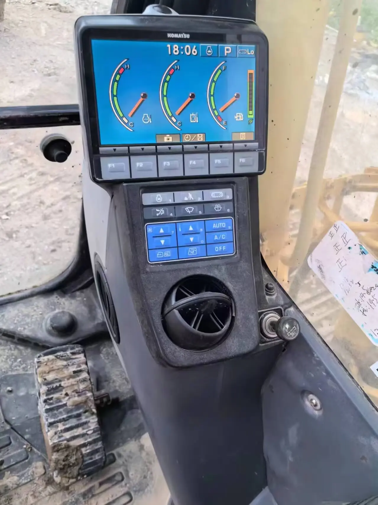 Komatsu 120-8 Machines Used Excavators Outdoor Crawler Small Excavators Multi-purpose Machines